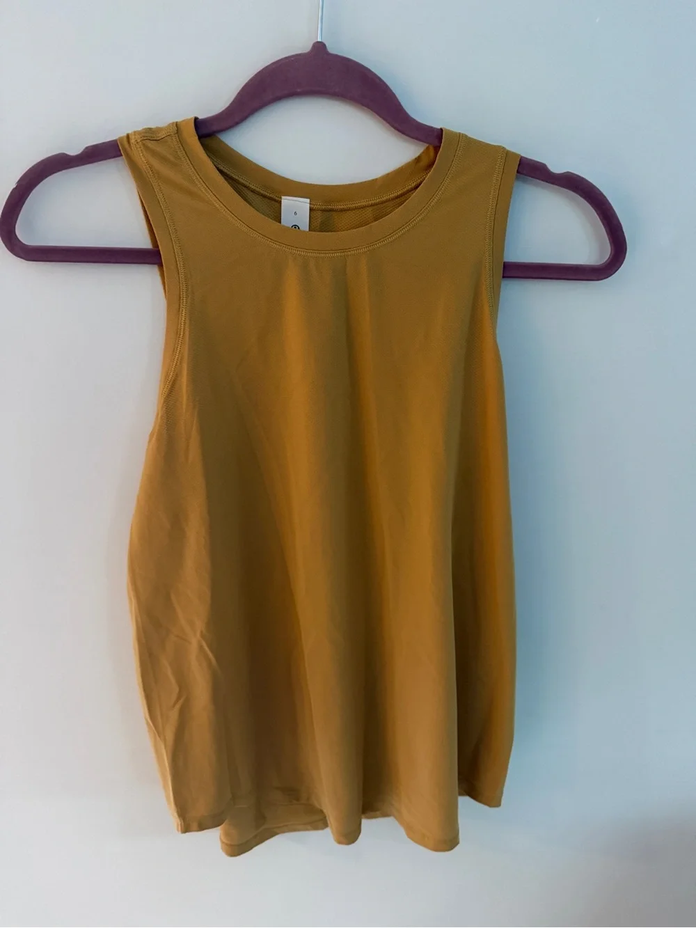 Lululemon High Neck Run and Train Tank Size 6 NWT